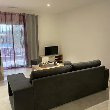 Renzo Holiday home